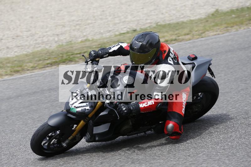 /11 28.04.2026  PROMAX ADR/Gruppe gruen/711